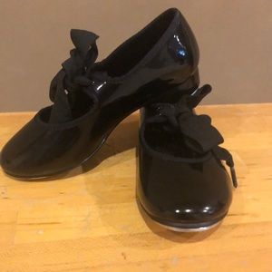 ABT Tap Shoes with Ribbon Tie size 8.5 / 8 1/2